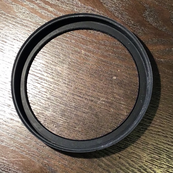 EUC Pet Food Bowl - Picture 3 of 4